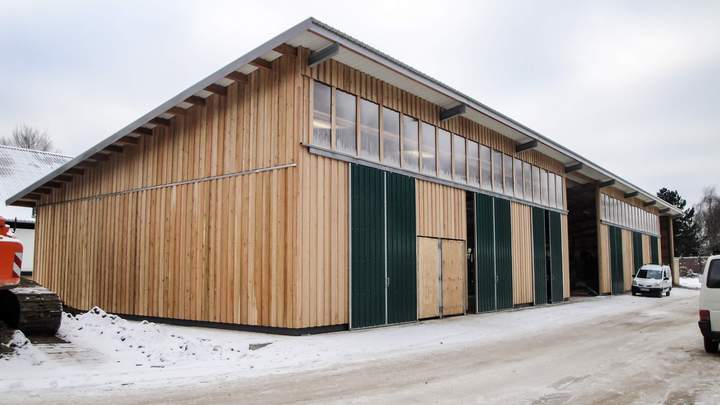 Tierpark Hagenbeck - Systemhalle Typ PD 15,00m Tiefe, 50,00m Breite - bauseits verkleidet mit Holz Halle für den Tierpark Hagenbeck.